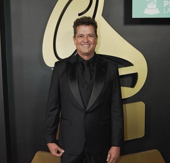 Homenaje a Carlos Vives en los Latín Grammy