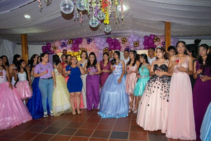 Revive La Magia De Tus Quince Años, Cierra el Año Con Una Gran Celebración En El Caquetá