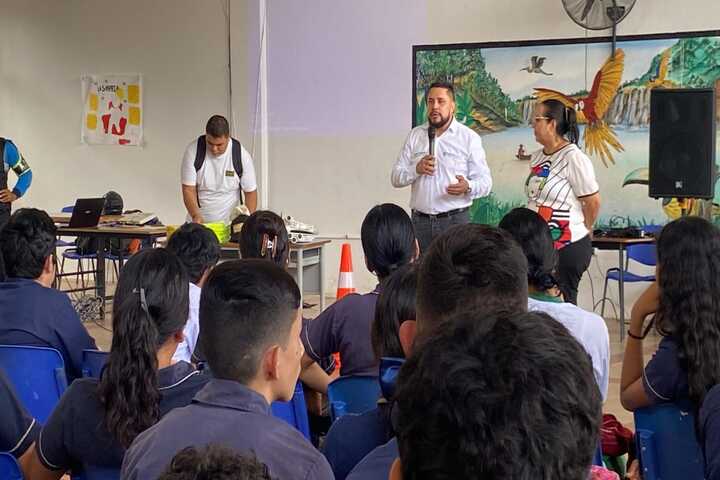 Alcaldía de Florencia fortalece la seguridad vial escolar en 14 instituciones educativas