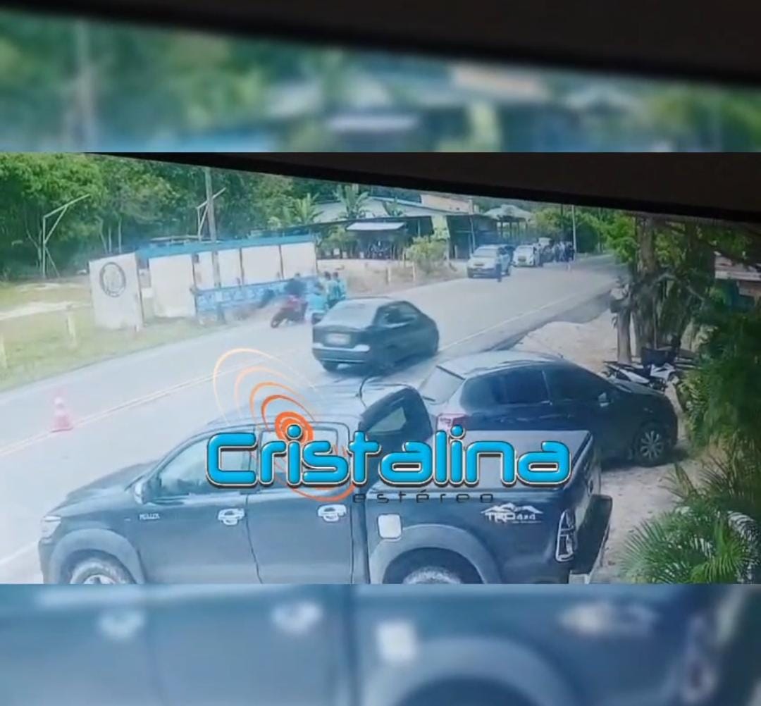 Motociclista arrolló a agente de tránsito departamental.