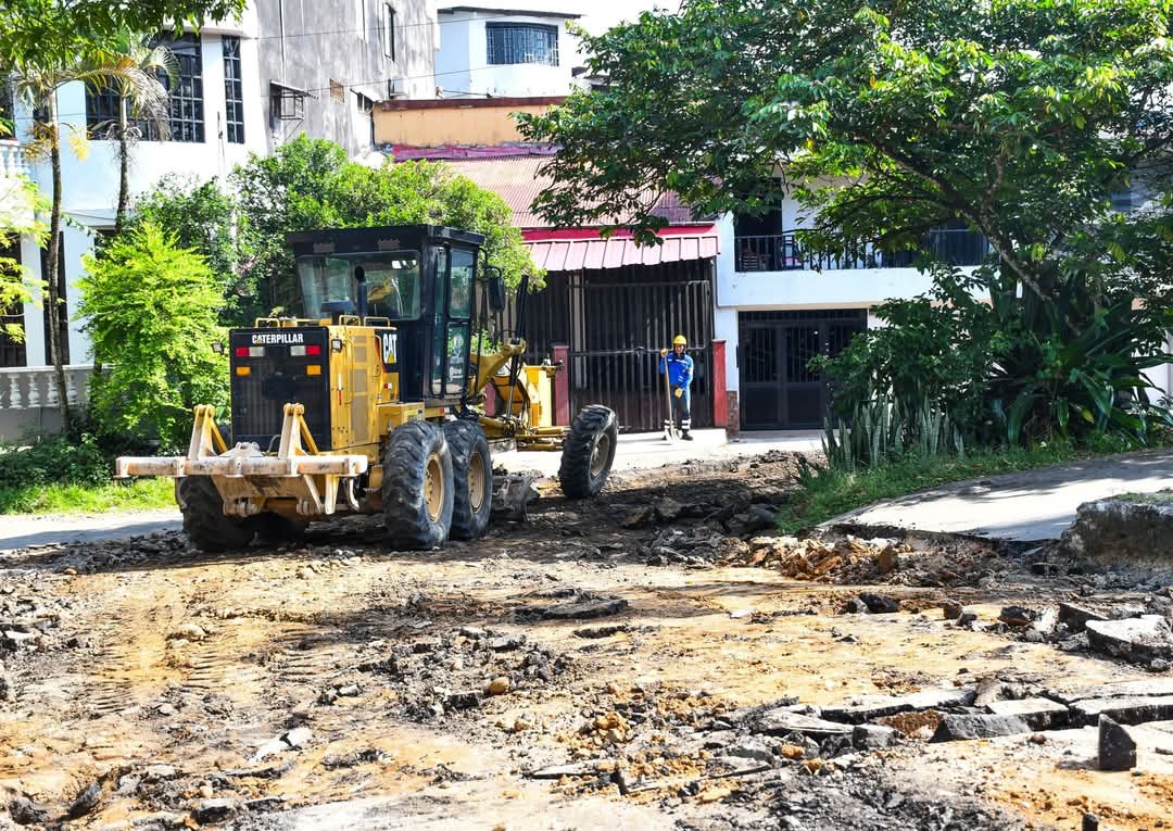 Mejoramiento vial en la ciudad, continúa.