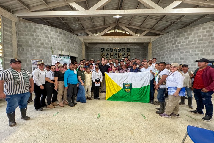 Gobernador Se Reunió Con Presidentes De Juntas De Norcasia