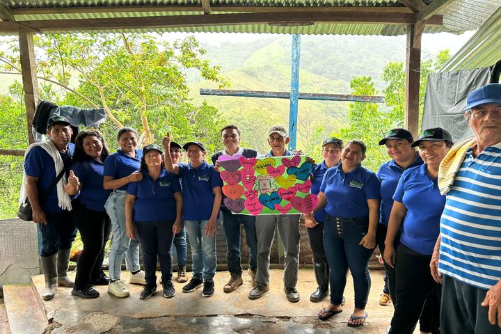 Ejército Nacional Apoya Formación De 30 Gestores Sociales En La Amazonía