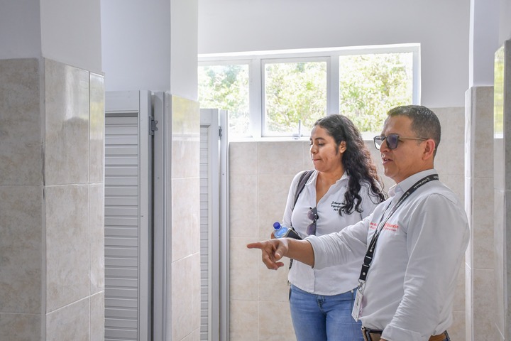 Nueva Residencia Escolar Rural En Florencia
