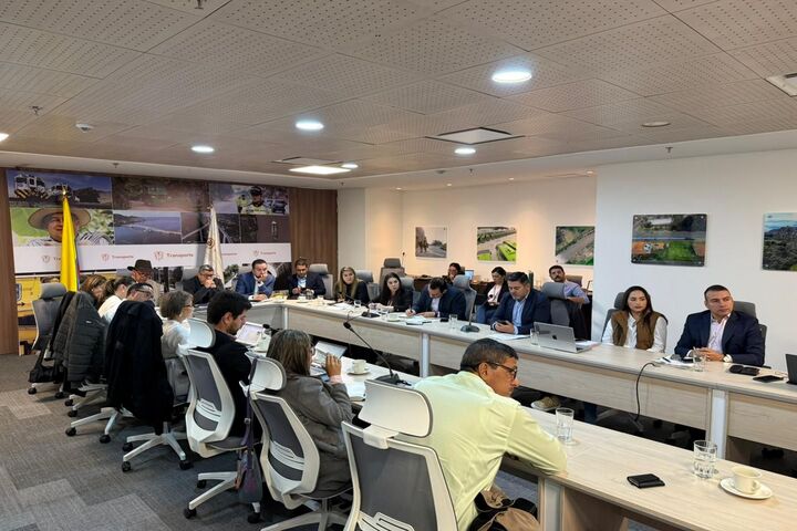 Gobernación Del Caquetá Participó En Mesa Técnica Con Ministerio de Transporte e Invías Cierre Puente El Avispero