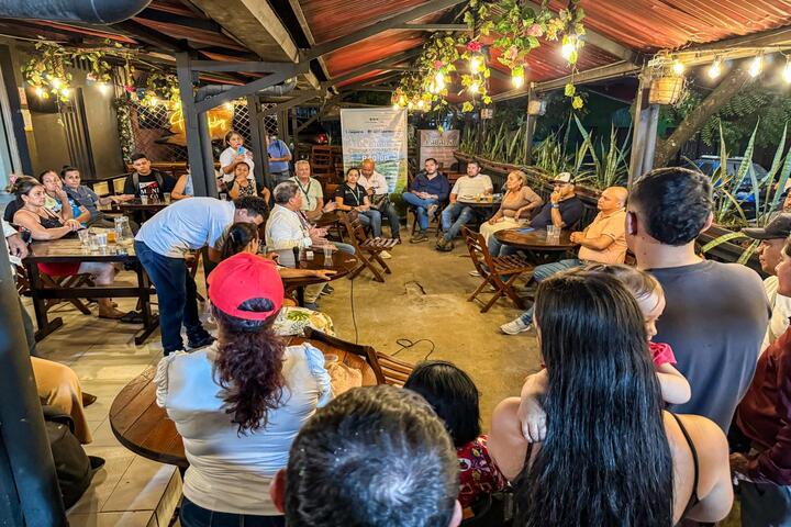 Gobernación Del Caquetá y Comunidad Acuerdan Soluciones Sobre Carrera 15A  Panadería Panpaya
