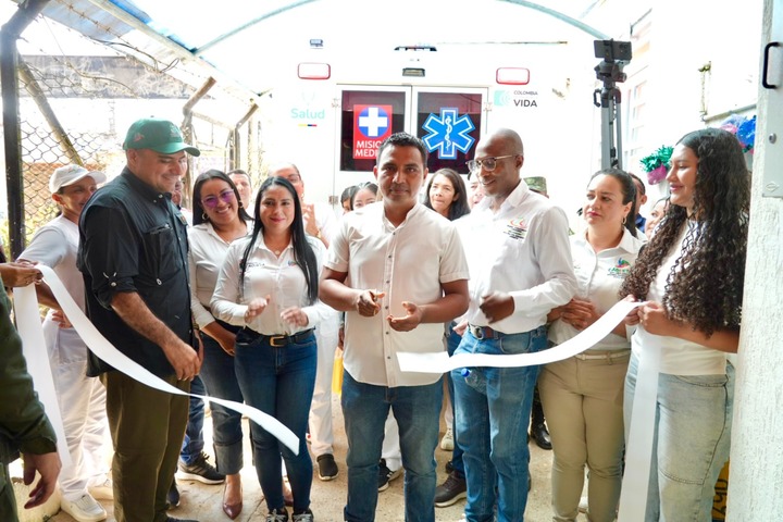 Gobernación De Caqueta Entrega Nueva Ambulancia A Solita