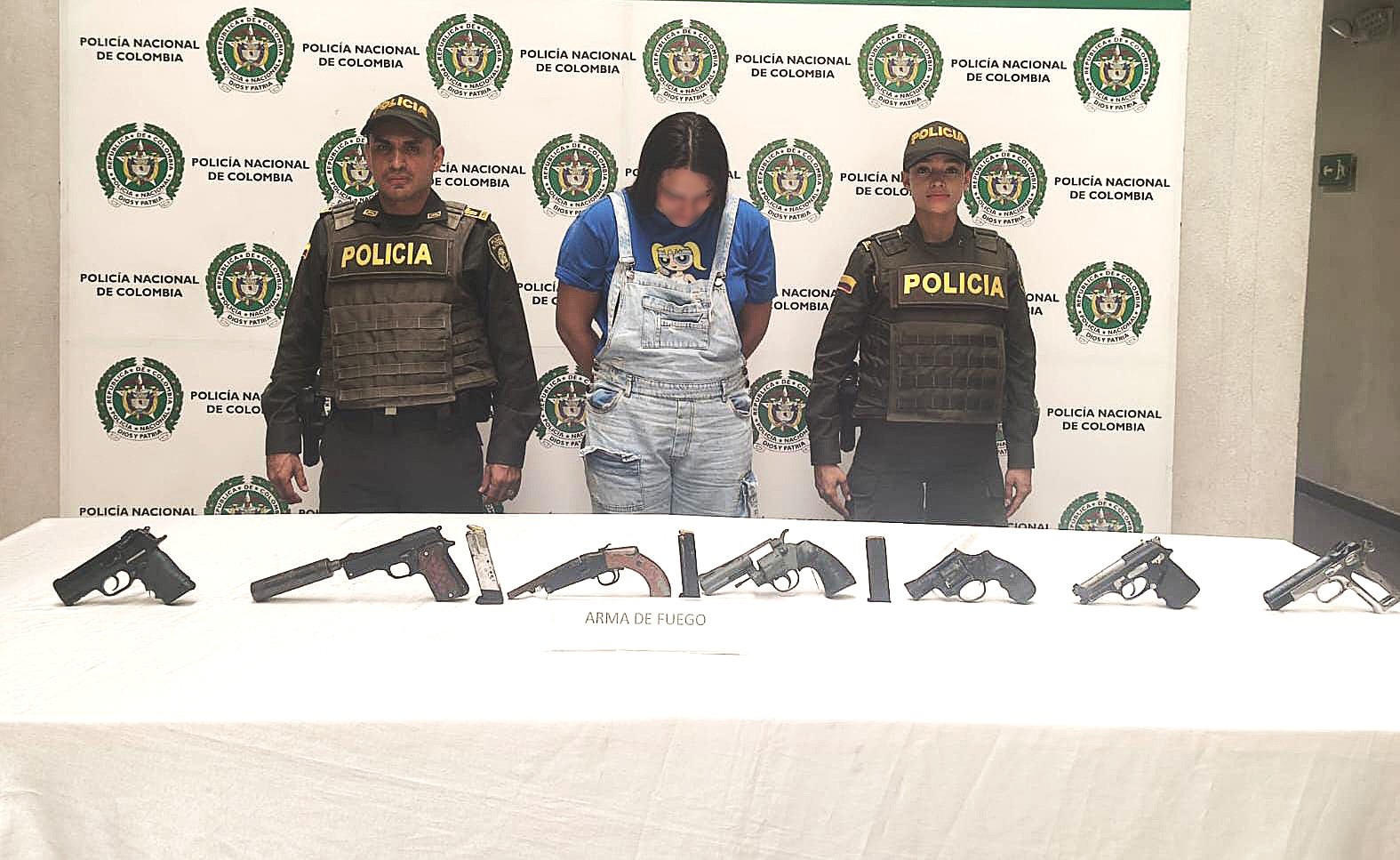 Desmantelan depósito ilegal de armas de fuego