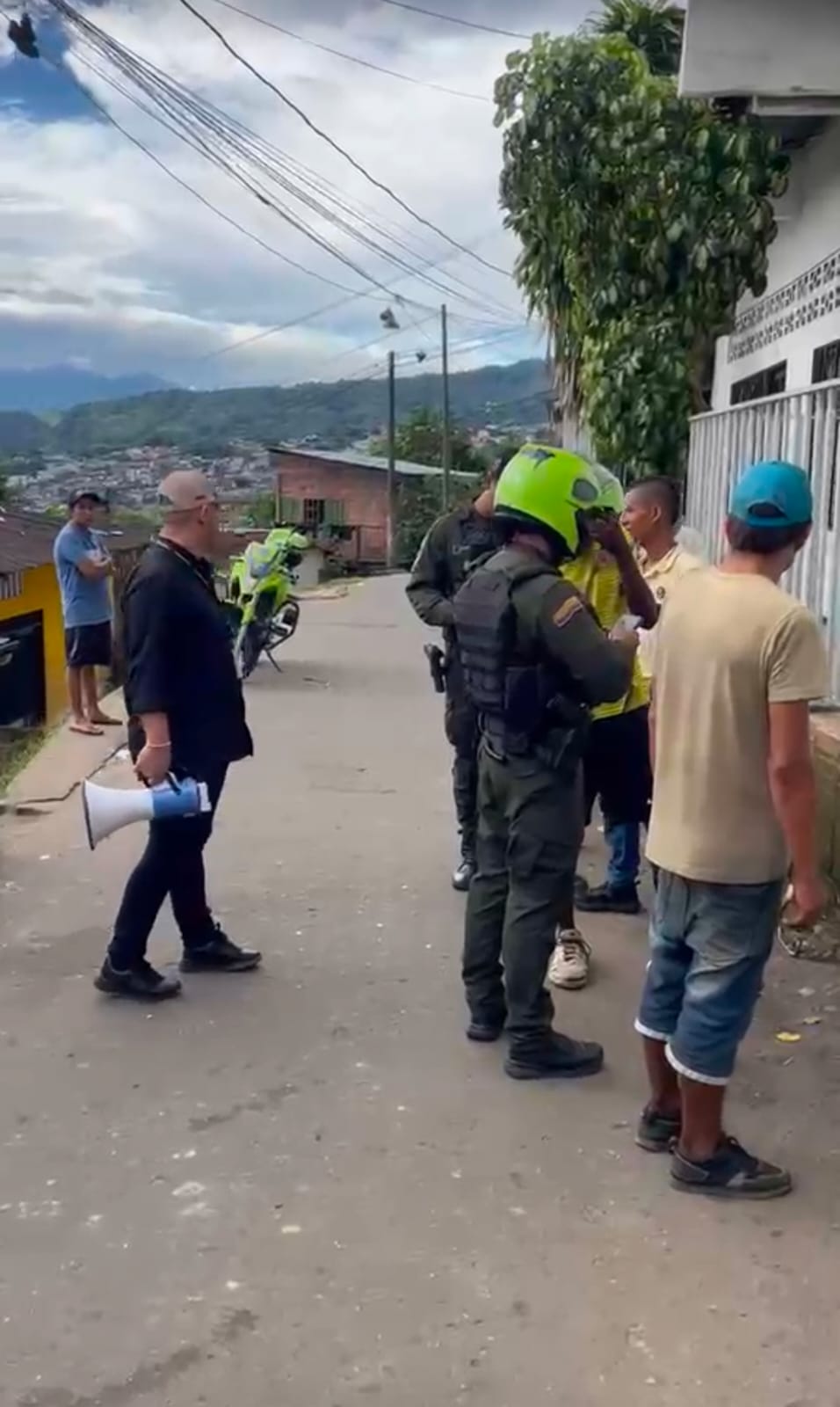 Caravana de la Seguridad se tomó barrios de Florencia