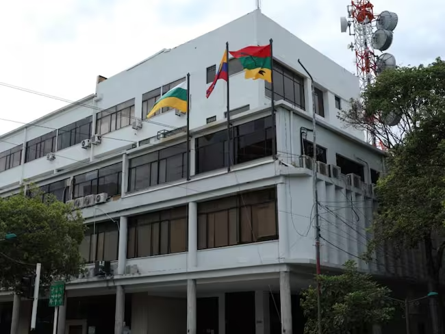 Plantón de funcionarios de la alcaldía