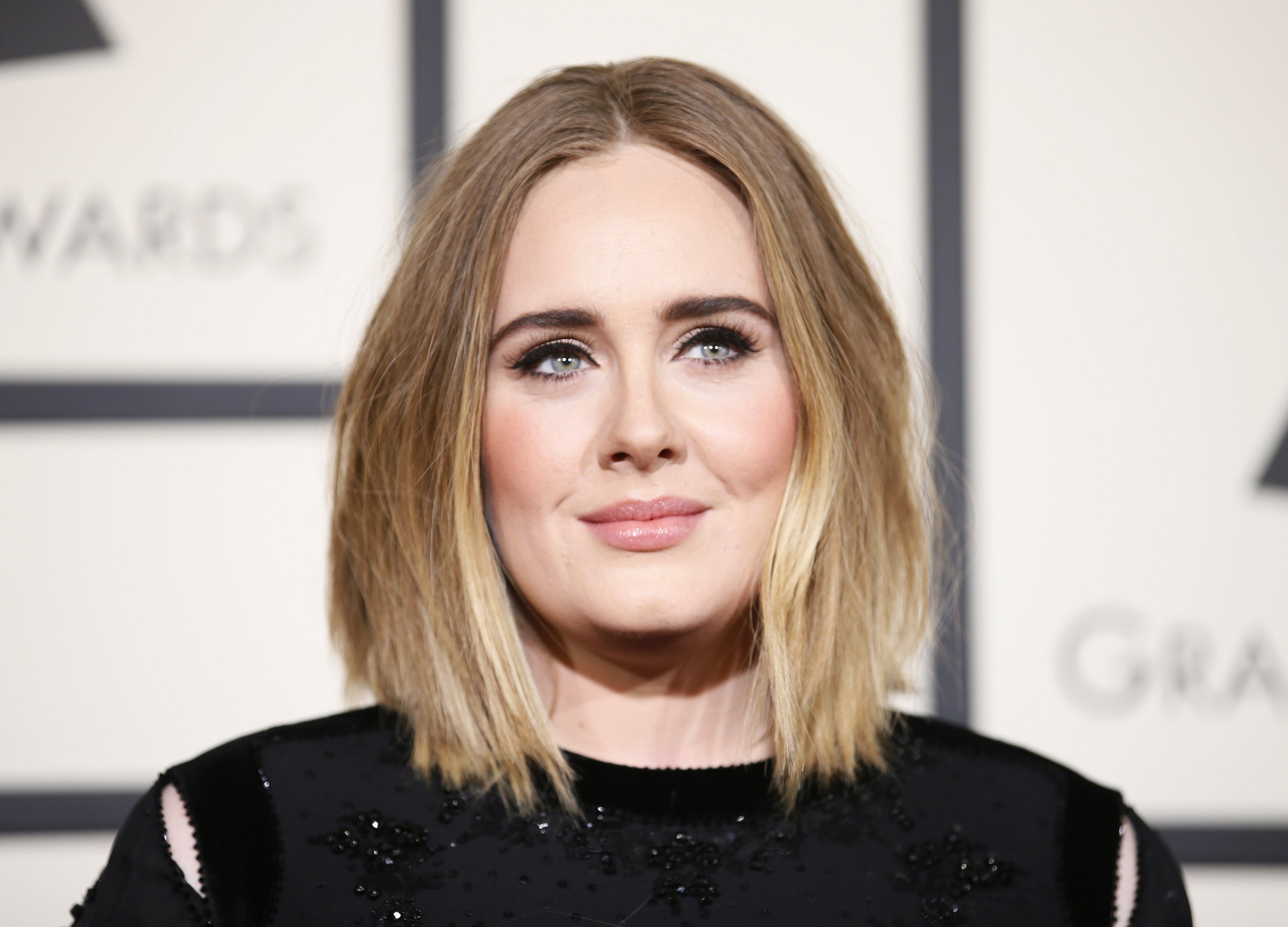 Adele regresa a los escenarios europeos después de siete años.