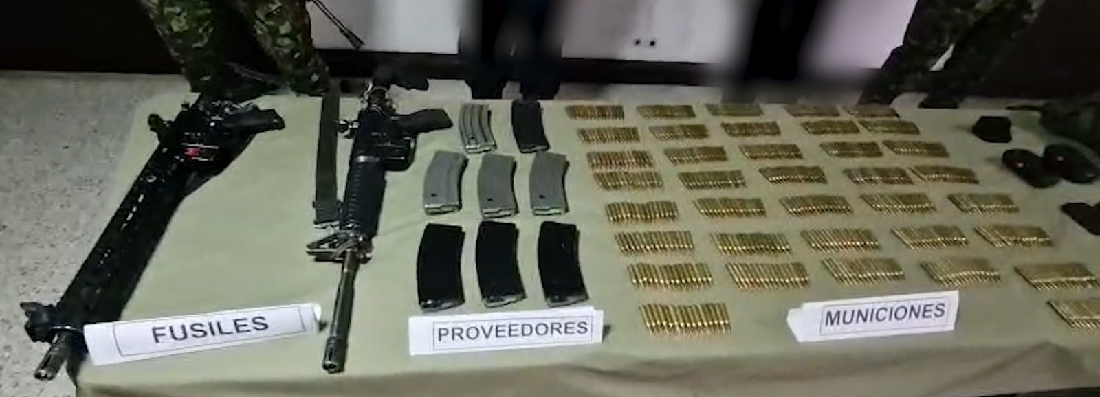 Integrantes del grupo armado organizado residual Frente Hernando González Acosta se entregaron al Ejército Nacional en Nátaga