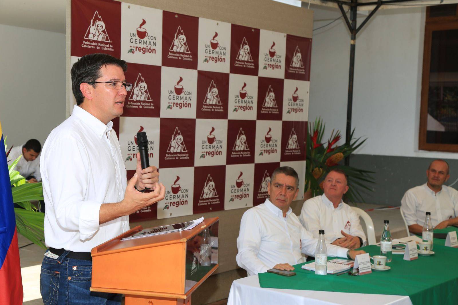 [AUDIO] Sin avances diálogos de cafeteros con el gobierno