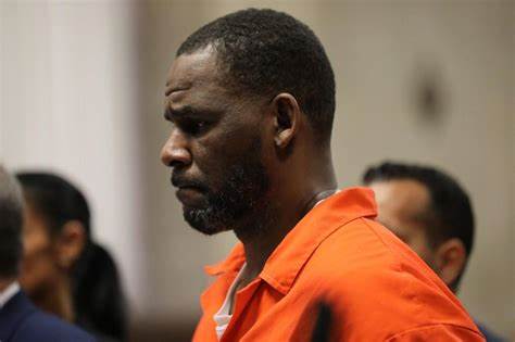 El cantante R. Kelly fue condenado por compartir contenido infantil delicado