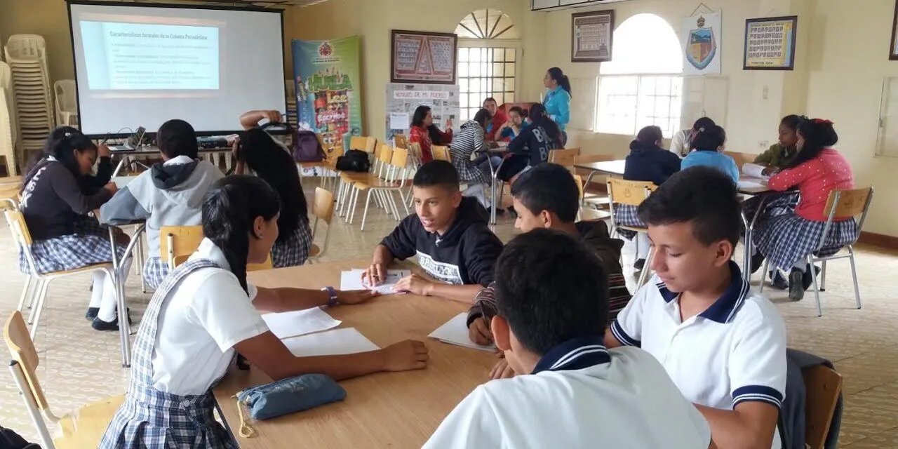 [AUDIO] Más de 123 mil estudiantes inician clases en los 35 municipios no certificados
