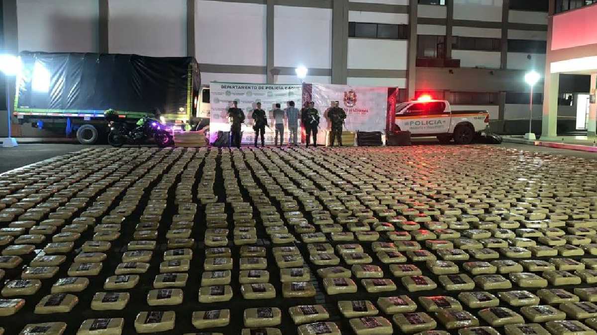 Policía continúa la lucha contra las disidencias y el narcotráfico.