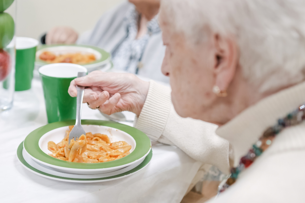 Inicia programa de alimentación para adultos mayores en La Mesa tras meses de incertidumbre