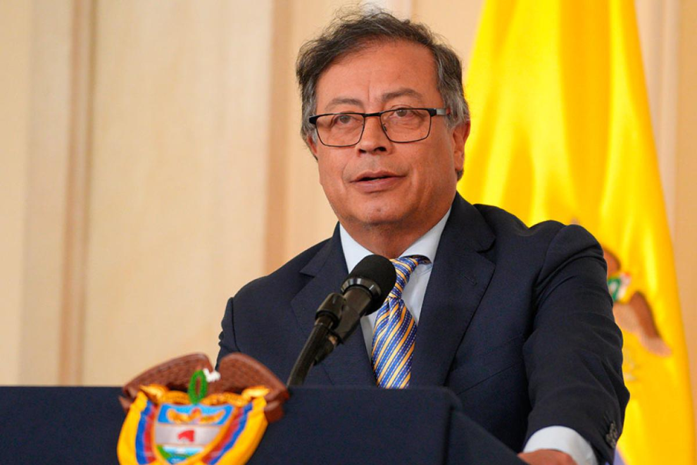 Explosivos audios revelan presuntos acercamientos entre el Gobierno y "papa pitufo"
