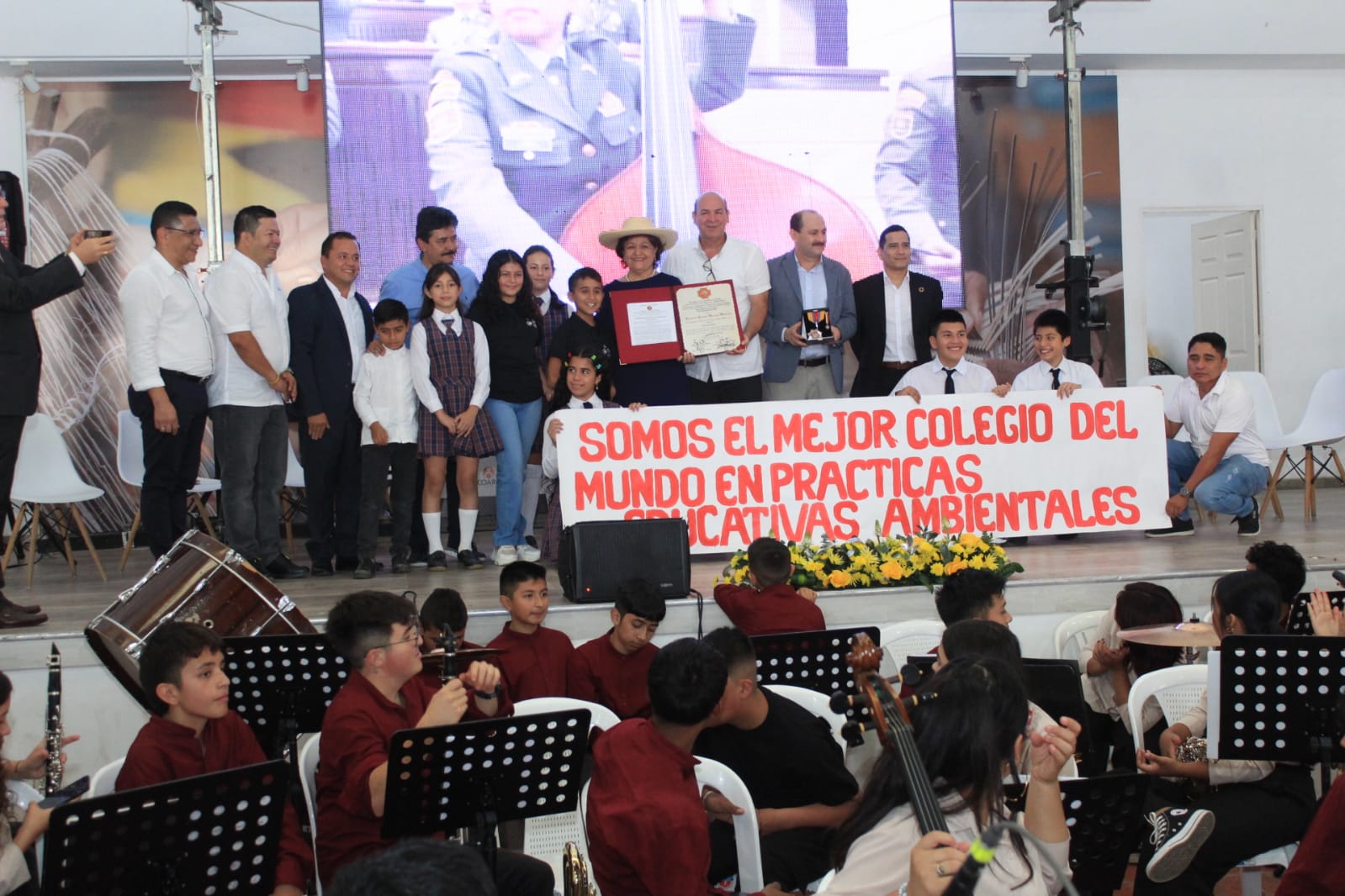 Pitalito Tiene el Mejor Colegio del Mundo y es ejemplo para todo el país