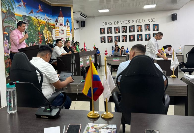 Suspendido estudio de aprobación Plan de Desarrollo.