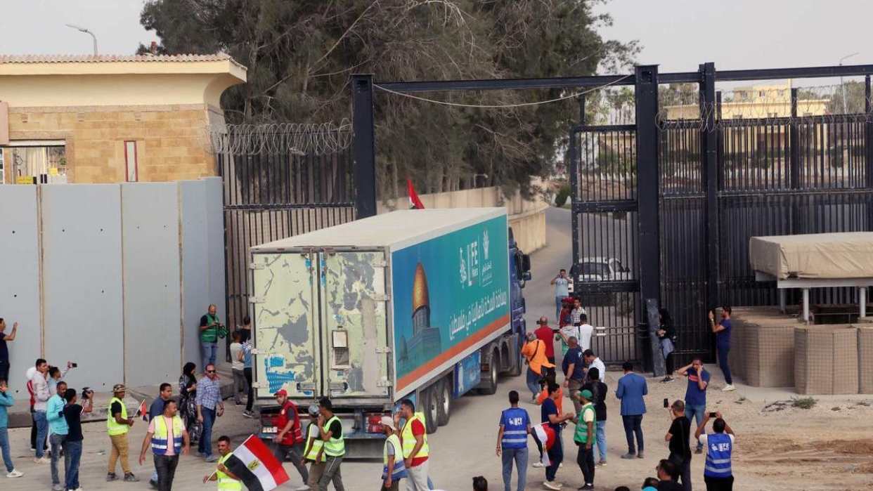 Tercer convoy de ayuda humanitaria entra en la franja de Gaza