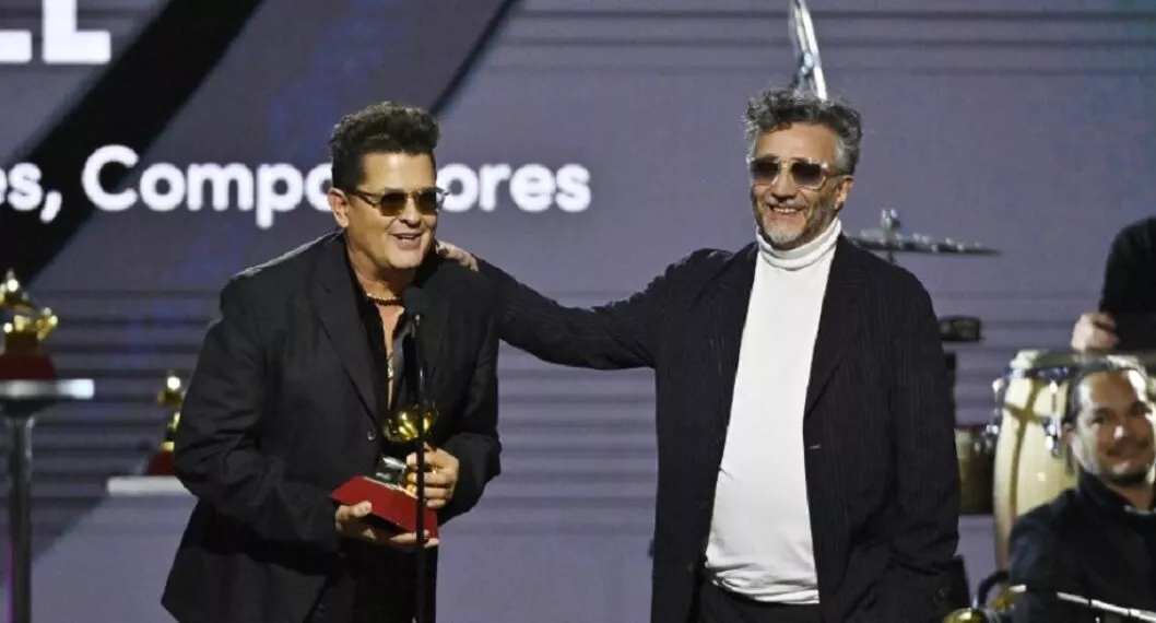 Carlos Vives confiesa amor secreto al recibir su Latin Grammy, con 'polémica' incluida