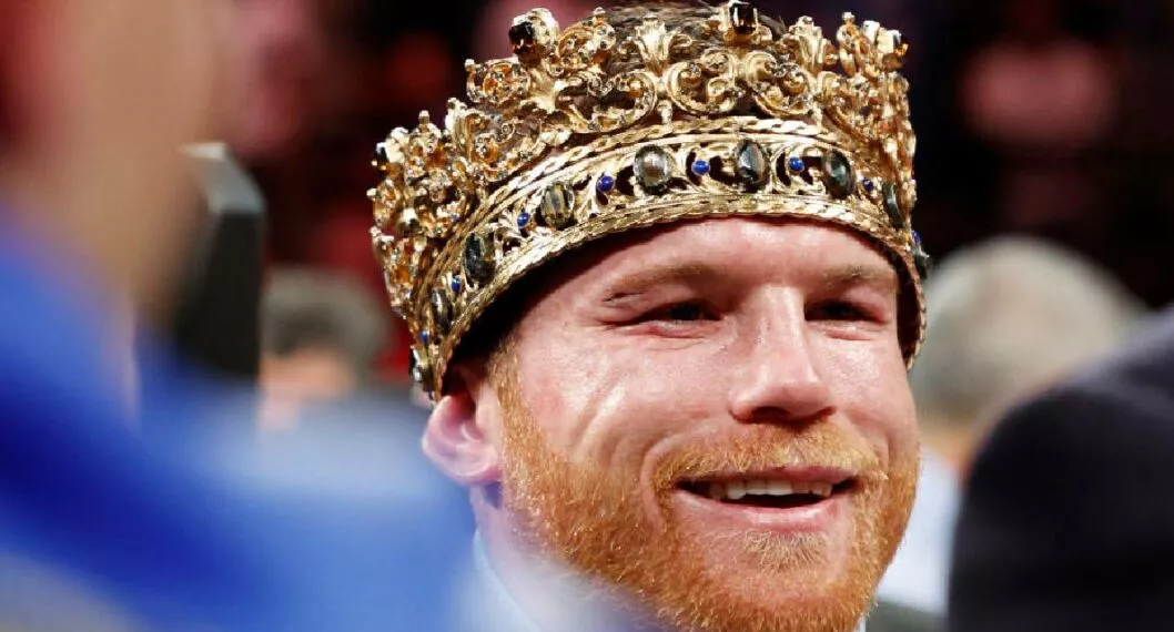 "Canelo (Álvarez), hazle un hijo a mi esposa": fan le pidió una mano al boxeador