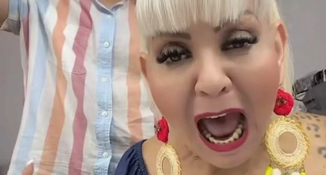 'Gorda' Fabiola sufrió porrazo en público y cámaras de seguridad grabaron la caída.