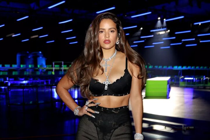 Rosalía anuncia concierto a través de TikTok Live y sus fans enloquecen