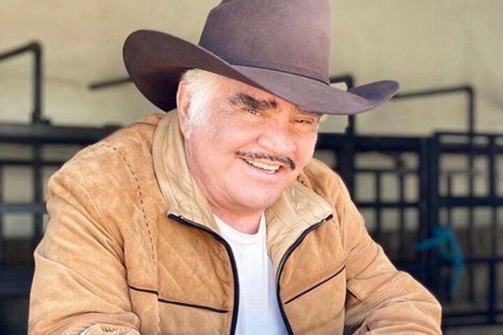 Productora mexicana estrena bioserie de Vicente Fernández, en medio de polémica con la familia