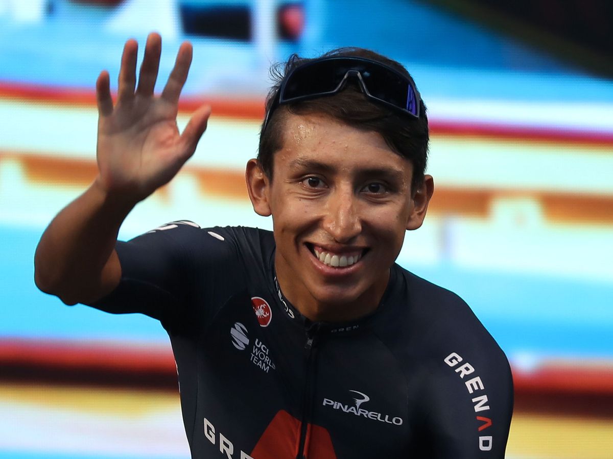 Egan Bernal sin fecha de regreso