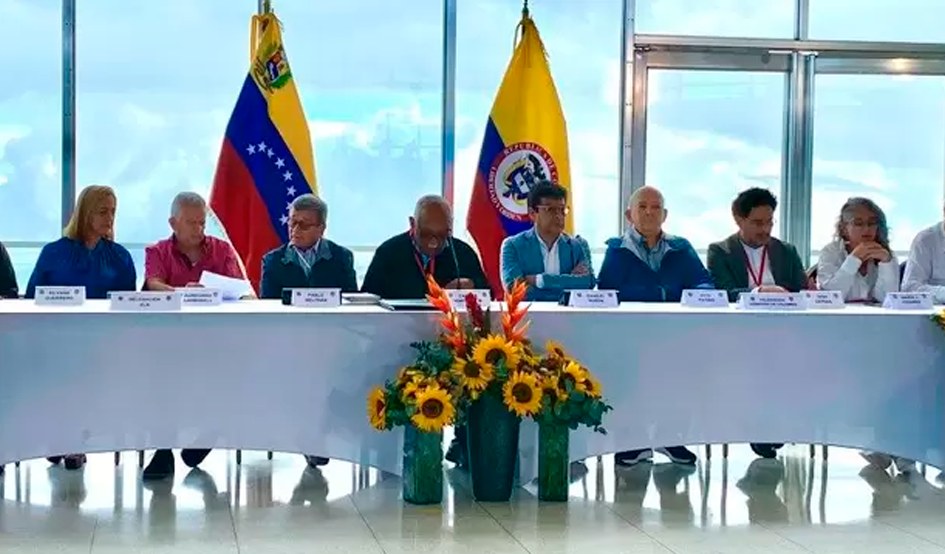 ELN listo para los diálogos en México