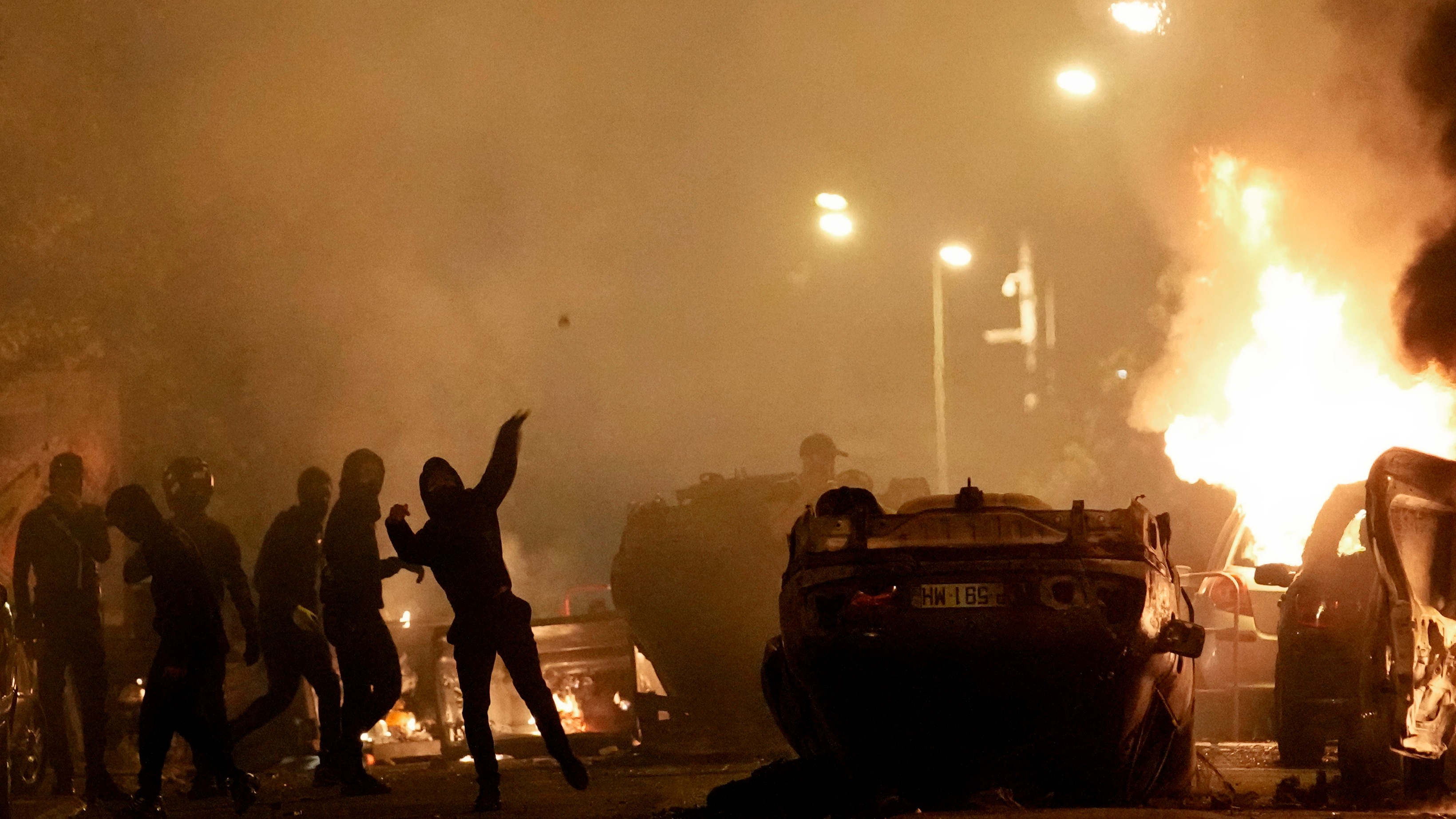 Aumentan los detenidos en Francia por disturbios