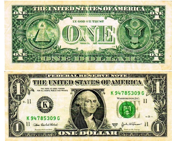 Un hombre roba a propósito 1 dólar de un banco para ser atrapado e ir a la cárcel.