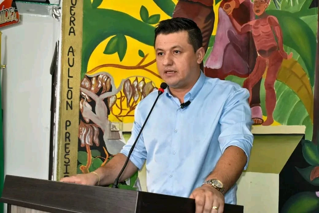 Denuncian posible corrupcioón en acueducto y alcantarillado