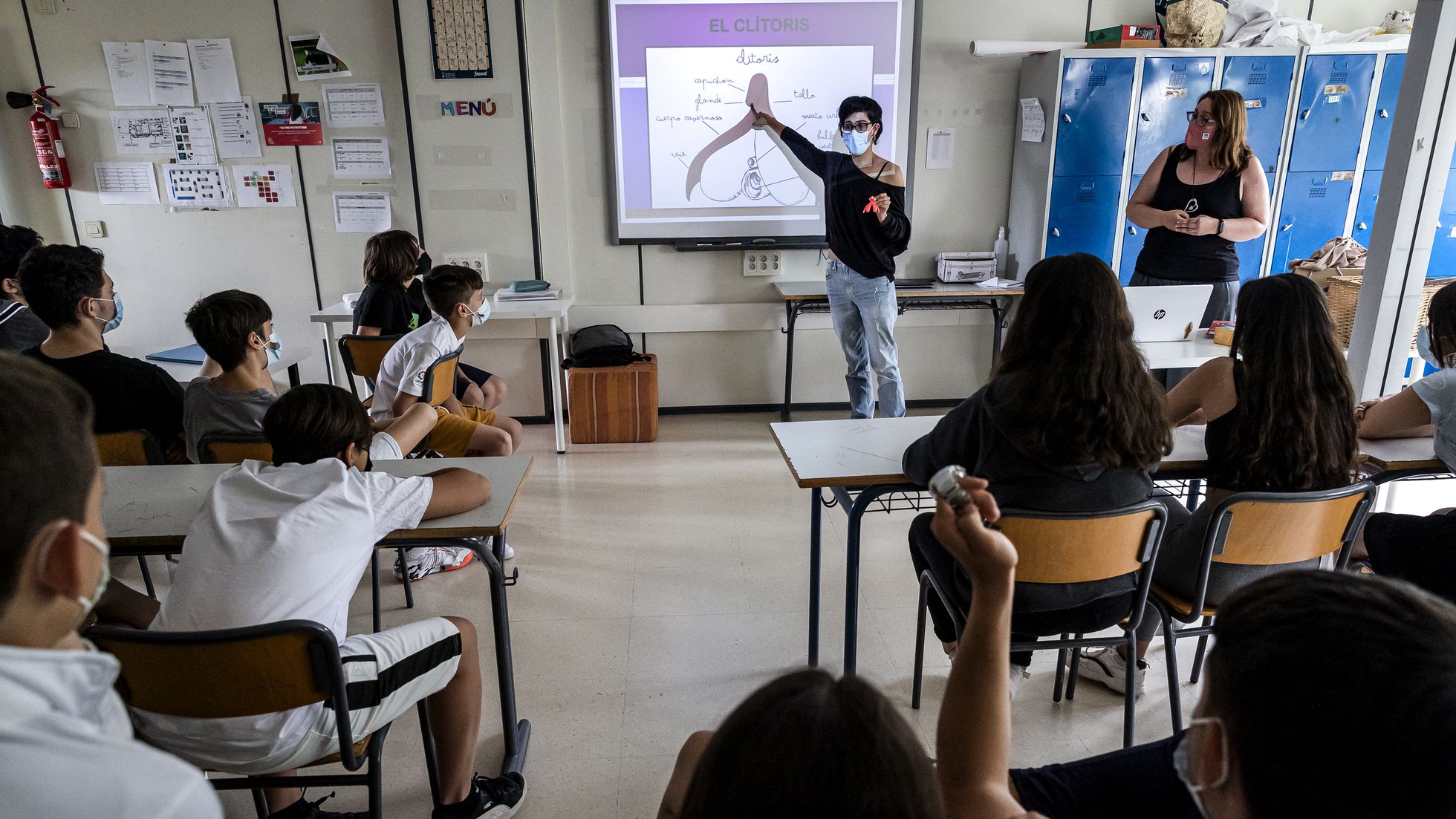 Prohíben la enseñanza sobre la menstruación