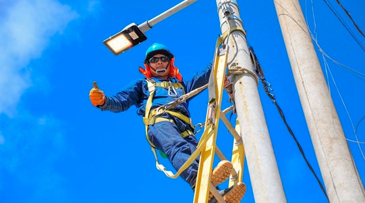 [AUDIO] Más de 8 mil millones de pesos serán invertidos en electrificación rural en Palermo