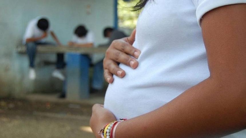Alerta por embarazos en menores de edad.