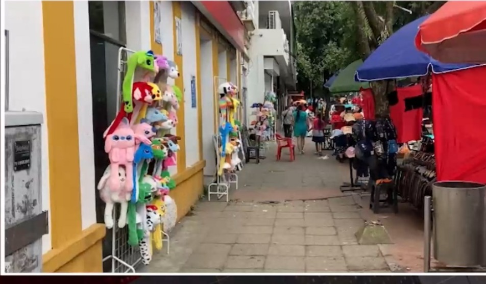 “Mafias” estarían vendiendo espacio público.