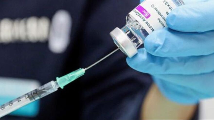Continúa la vacunación con el biológico Pfizer.