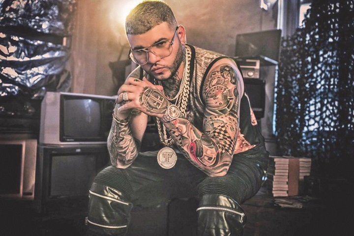 Farruko celebra sus 30 años: una vida musical llena de éxitos y también escándalos