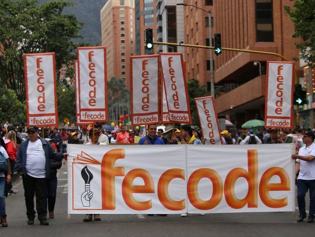 Paro nacional de maestros por 24 horas