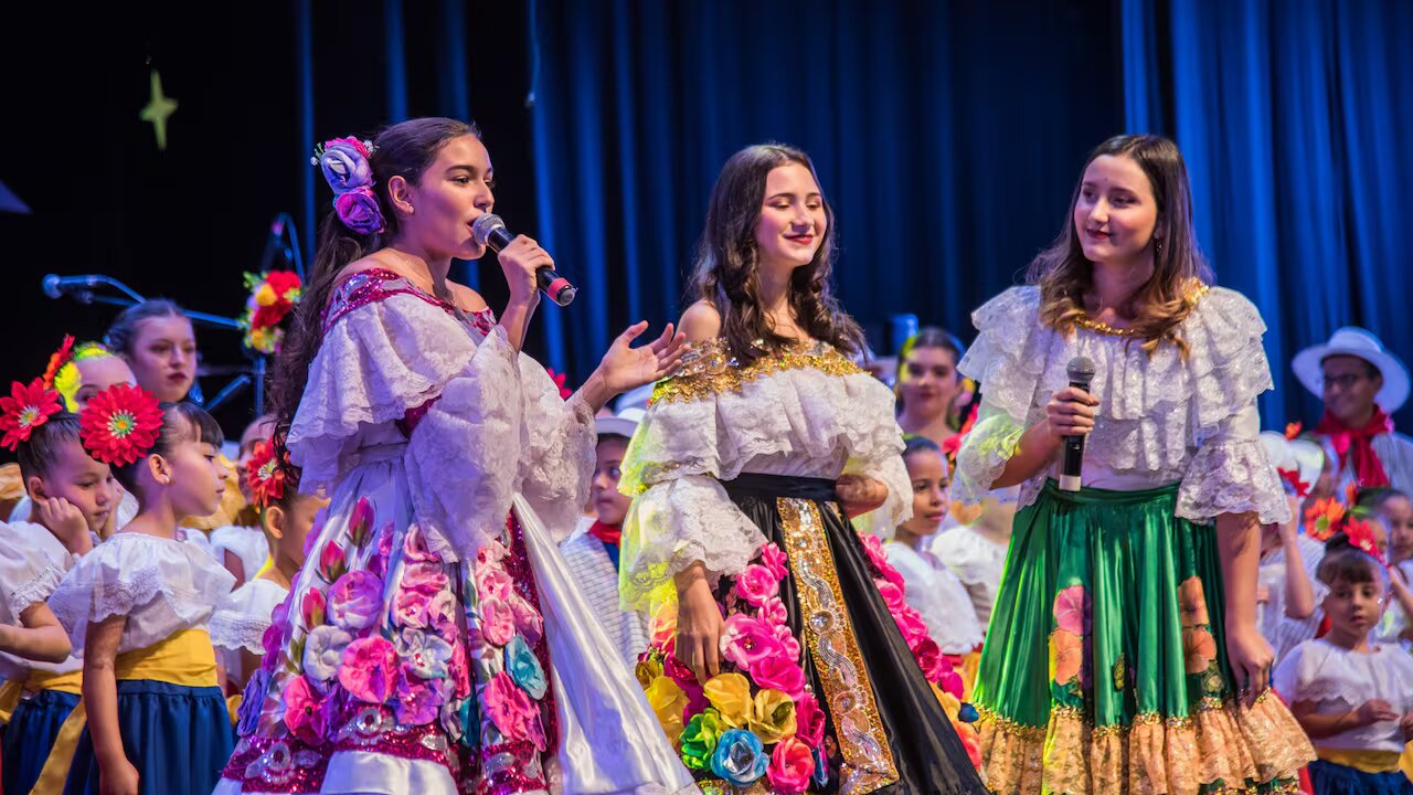 Huilenses lograron el primer lugar en concurso de duetos en Medellín