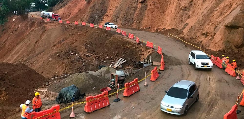 Millonaria adición a contrato de mejoramiento vial Neiva – Florencia.