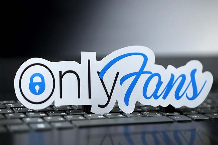 Un papá se suscribe al OnlyFans de su propia hija sin saber que era ella