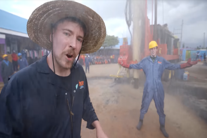 Influenciador estadounidense construyó 100 posos de agua en África