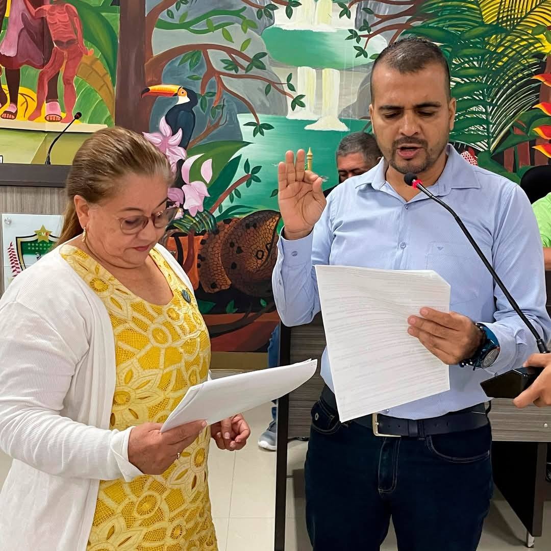 Eligen presidente del consejo de  comisión de presupuesto.