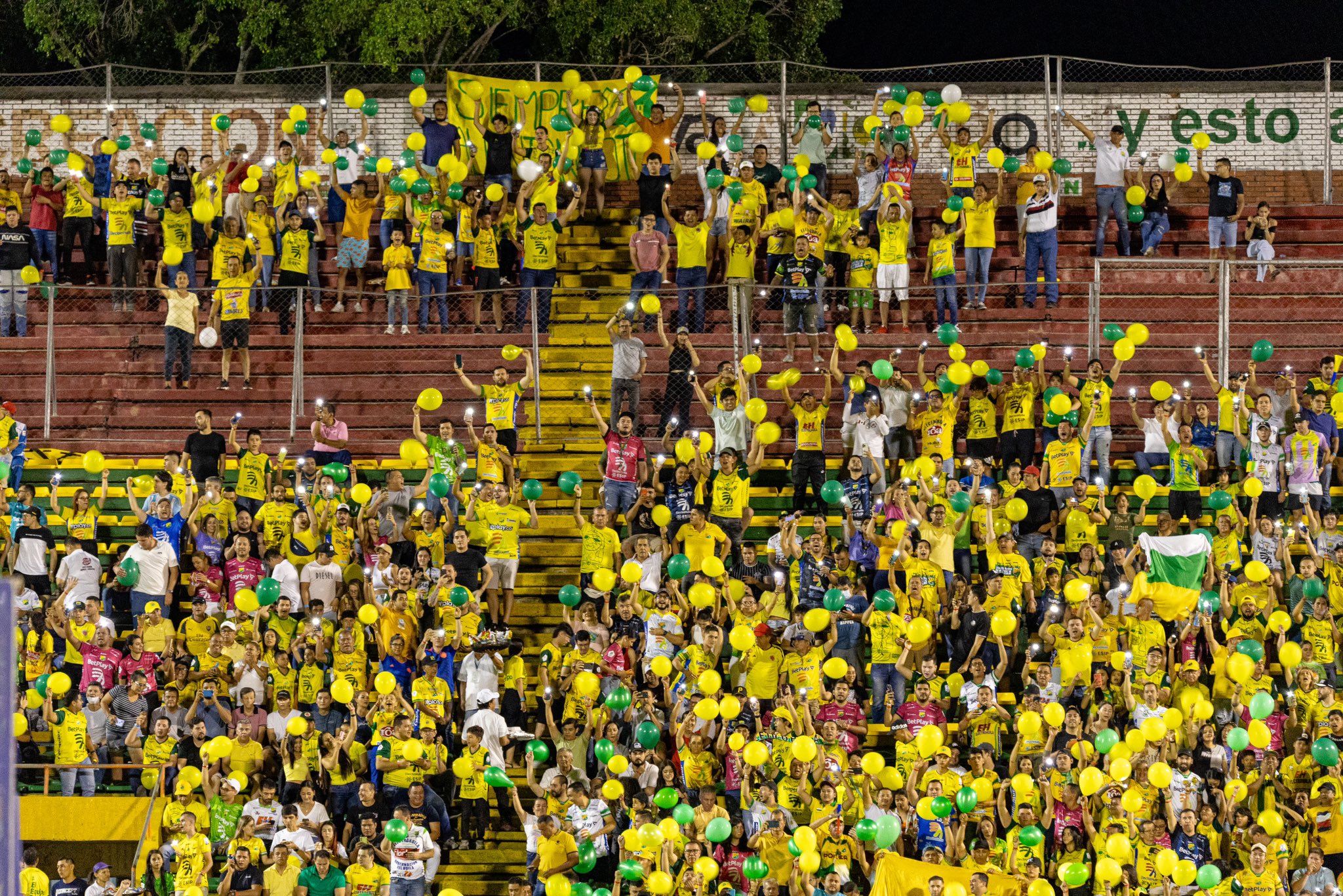 [AUDIO] Hinchas del Atlético Huila no podrán ingresar al ‘Guillermo Plazas Alcid’