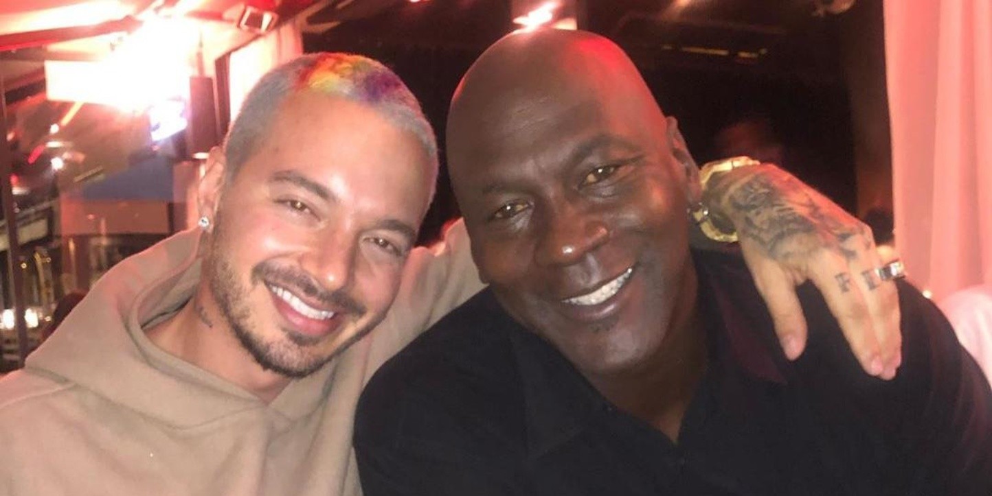 J Balvin fue invitado especial de la estrella del baloncesto
