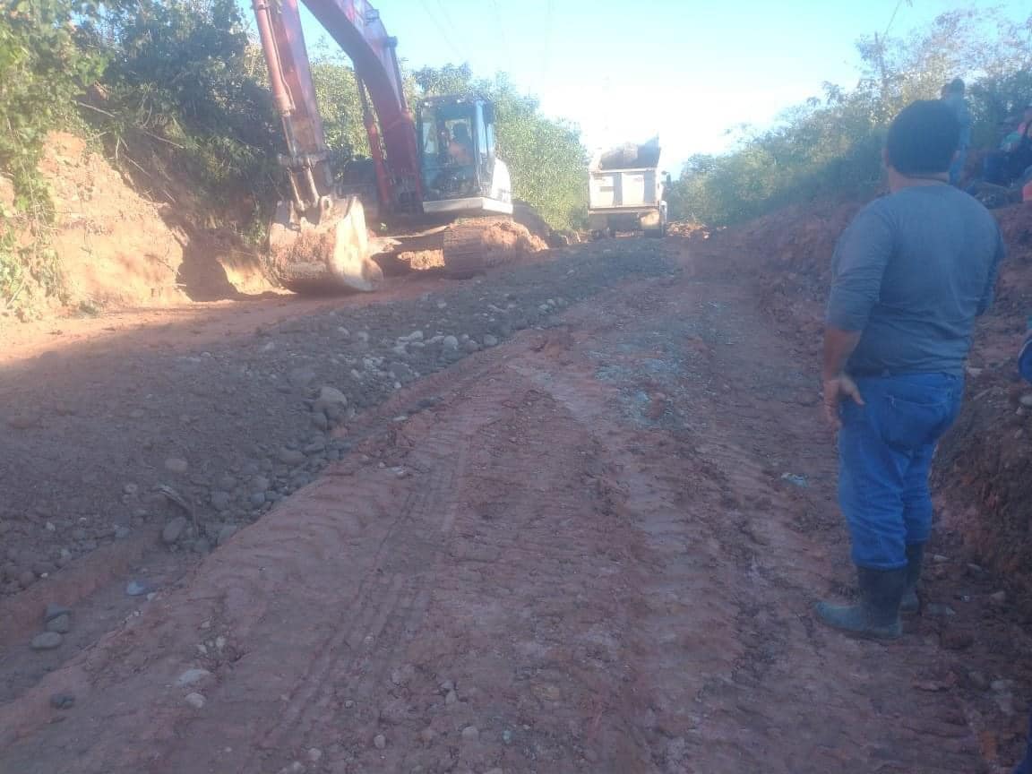 Aseguran terminación de la via Valparaiso-Solita.